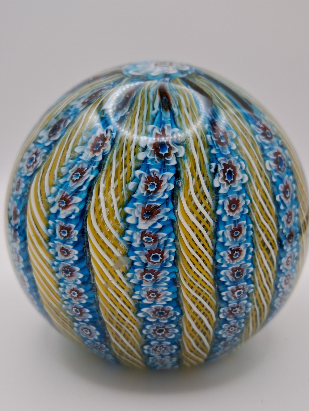 ​Vtg Murano Style Millefiori Art Glass Paperweight  Concentric Blue & Yellow